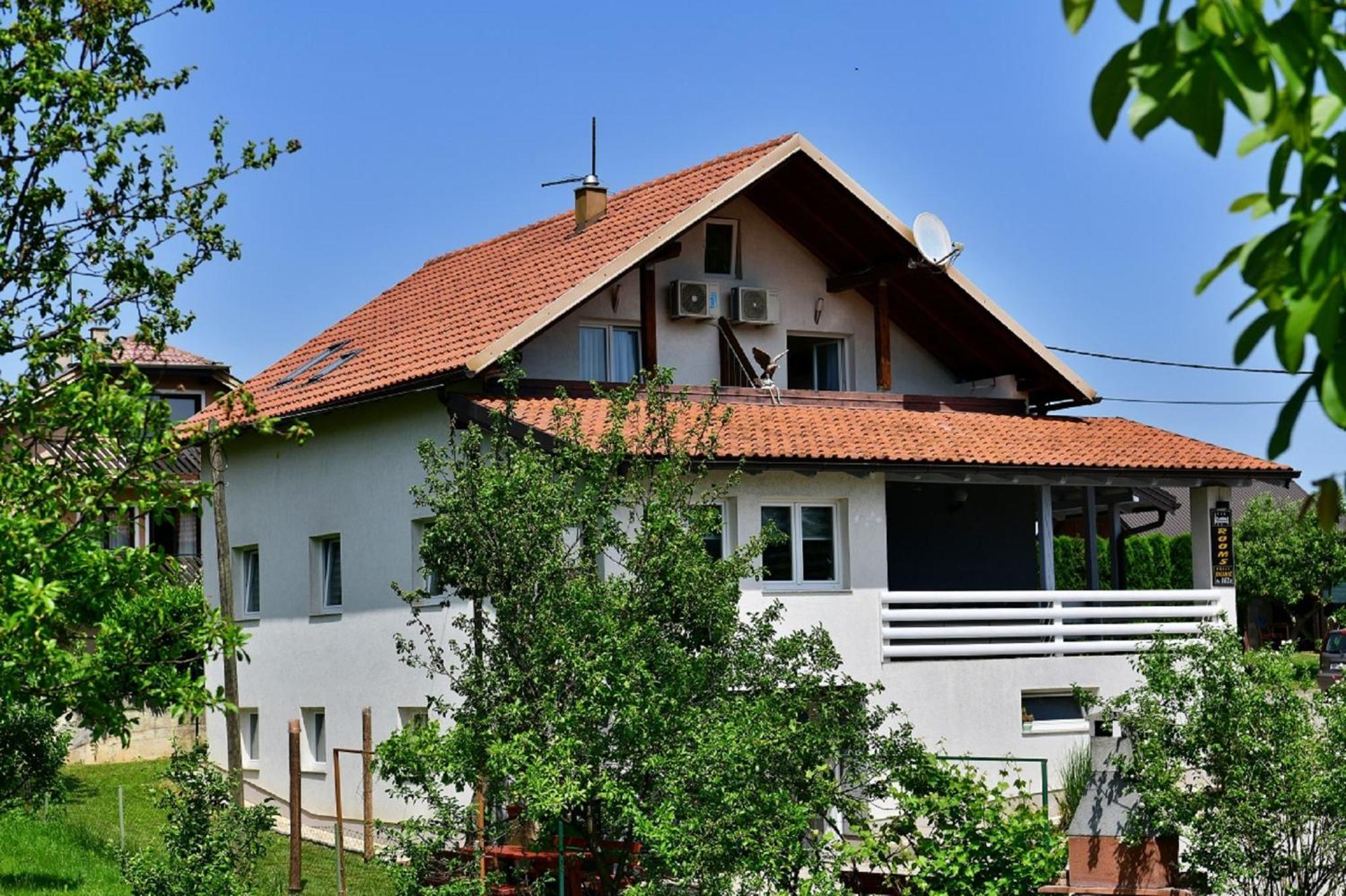 House Bicanic Seliste Dreznicko Exterior foto